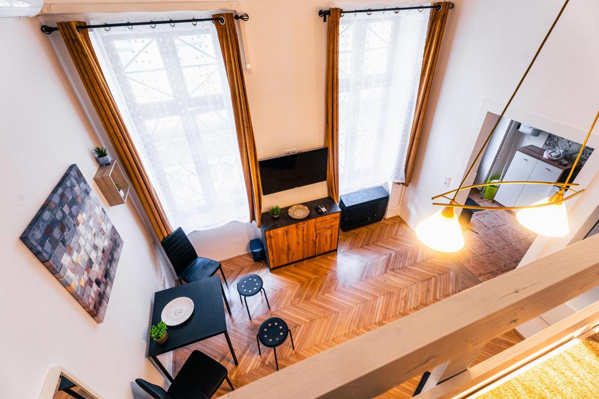 Seventh Heaven 2 Apartment Budapest Ngoại thất bức ảnh